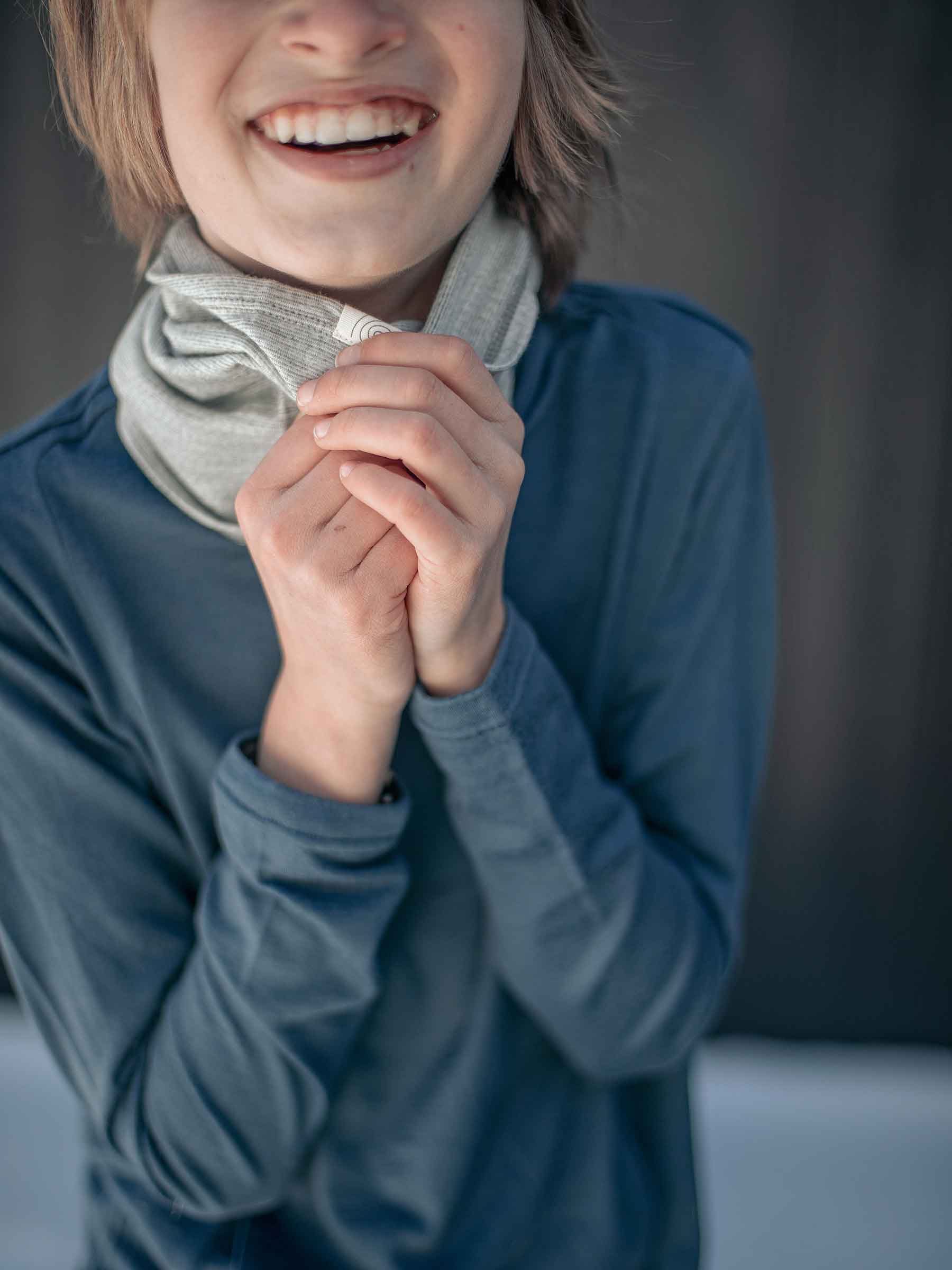 Child Merino Snood Silver