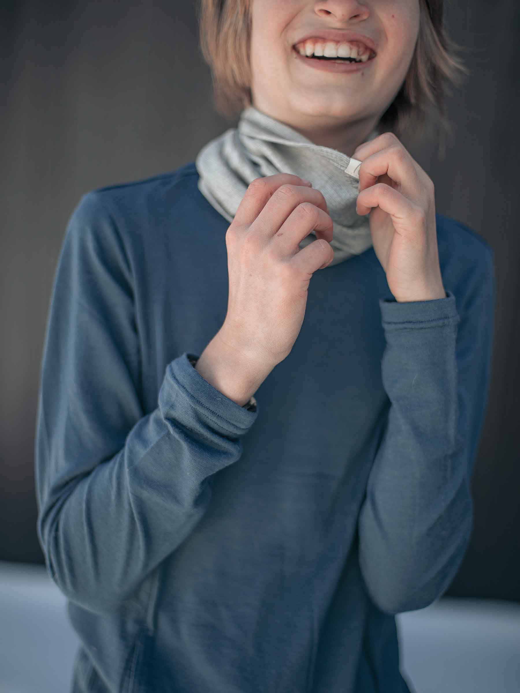 Child Merino Snood Silver