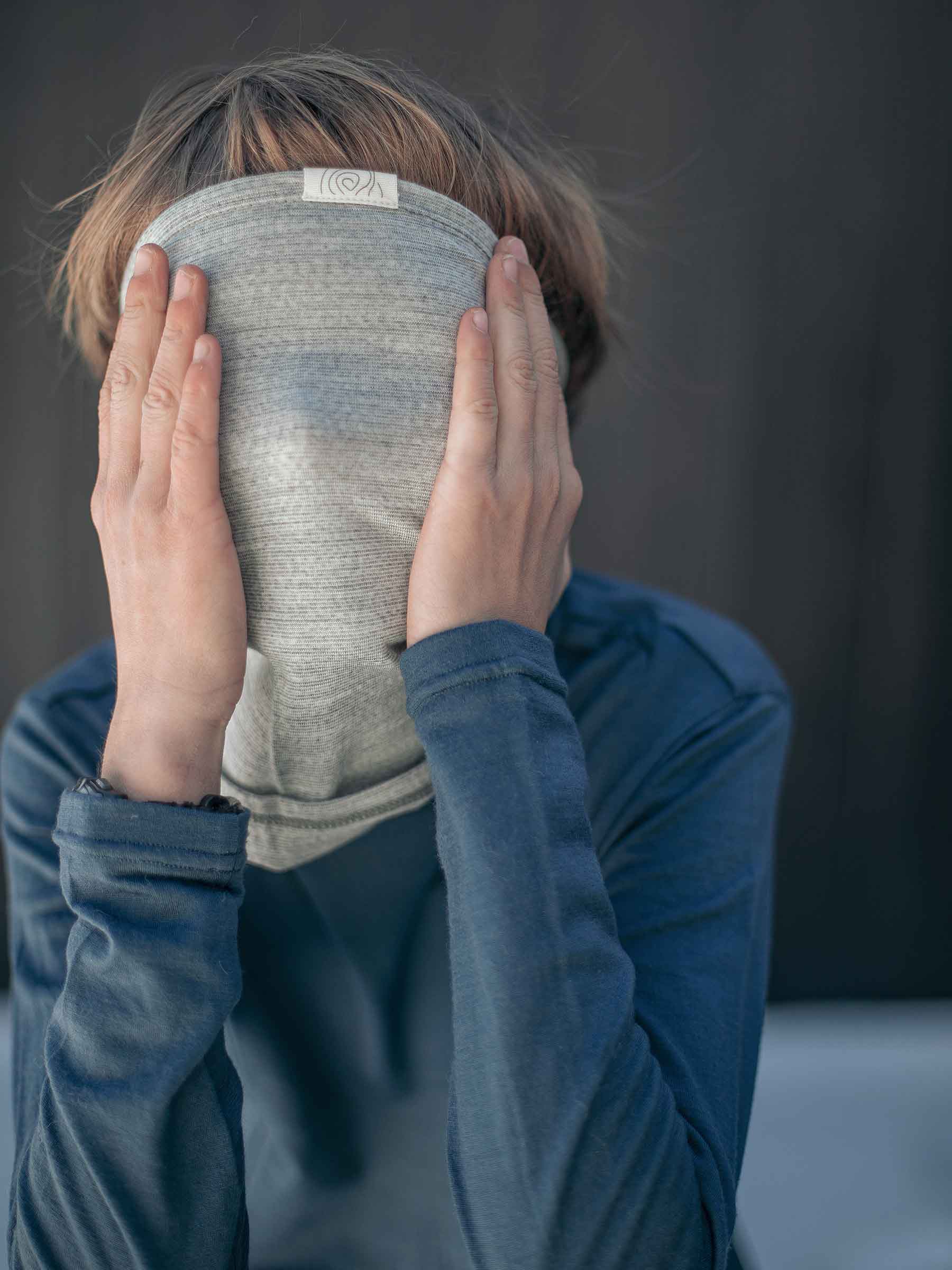 Child Merino Snood Silver