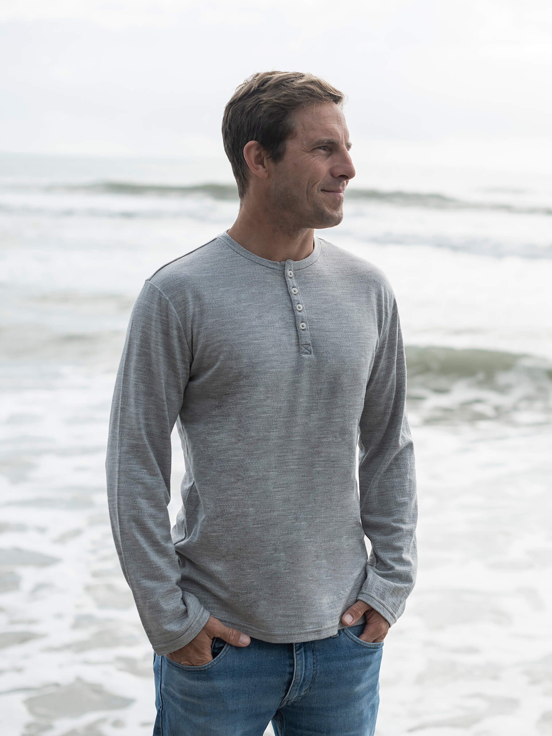 Men's Wainui Henley Silver